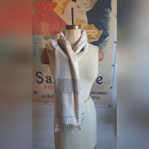 Elegant cashmere Cream and Blue Scarf